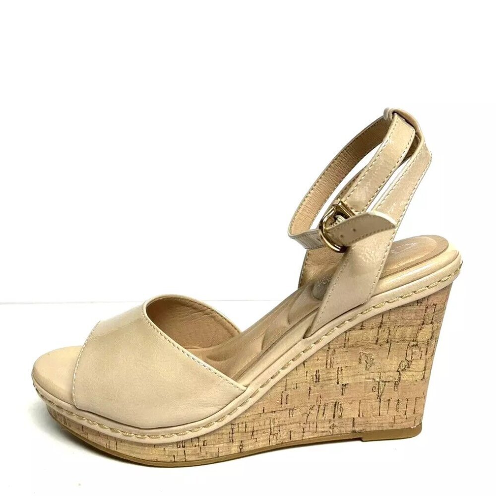 Chinse Laundry Womens Beaming Sandal US7.5 M EU38